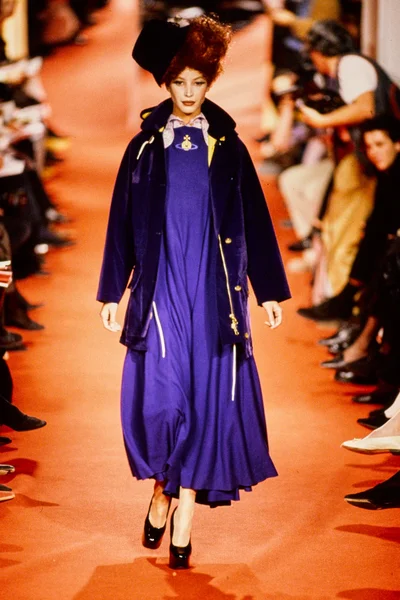 Look 17